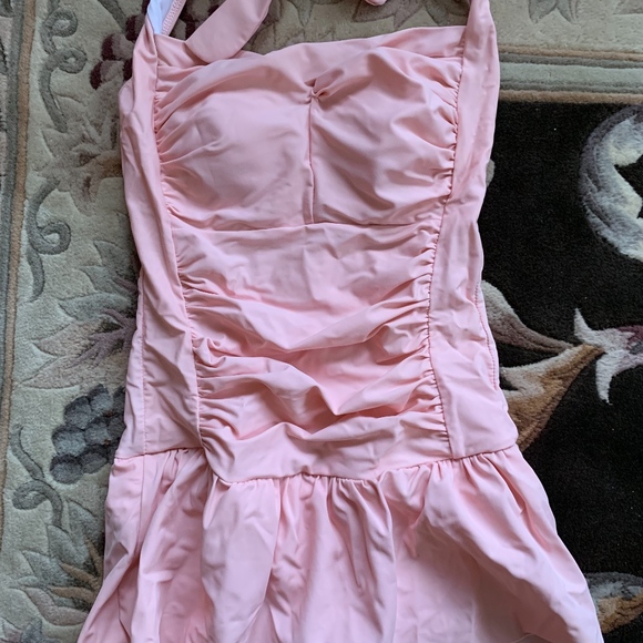 Pink Retro-Style Swimsuit - Picture 2 of 2